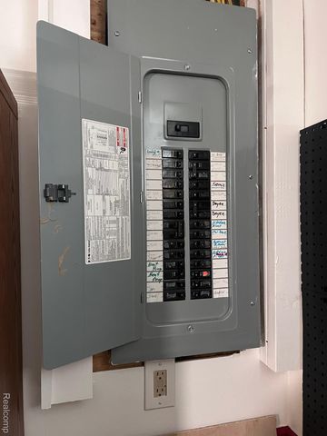 3728 E Clark Road, Dewitt Charter Township, MI 48808