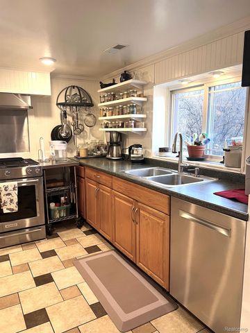 3728 E Clark Road, Dewitt Charter Township, MI 48808