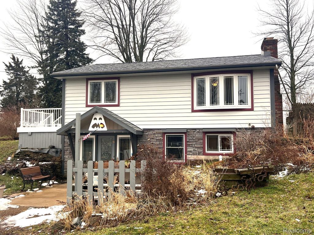 3728 E Clark Road, Dewitt Charter Township, MI 48808