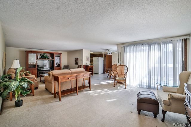 5293 Chestnut Ridge Road G, Orchard Park, NY 14127