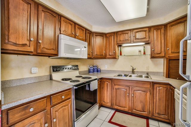 5293 Chestnut Ridge Road G, Orchard Park, NY 14127