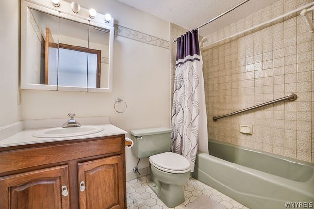 5293 Chestnut Ridge Road G, Orchard Park, NY 14127