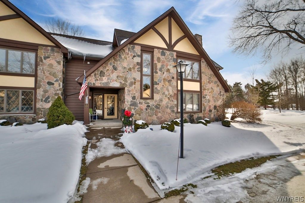 5293 Chestnut Ridge Road G, Orchard Park, NY 14127