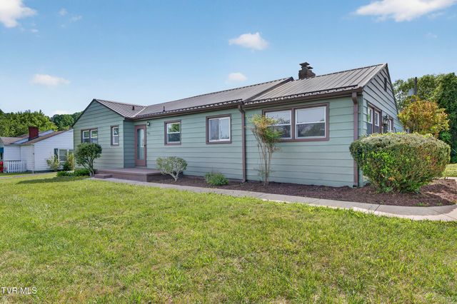 305 South Cherokee Road, Bristol, VA 24201