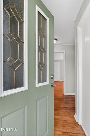 305 South Cherokee Road, Bristol, VA 24201