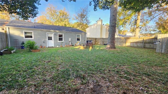 1141 Woodcock LN, Virginia Beach, VA 23454