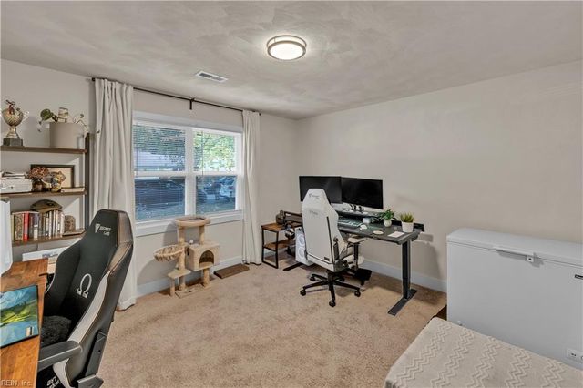 1141 Woodcock LN, Virginia Beach, VA 23454