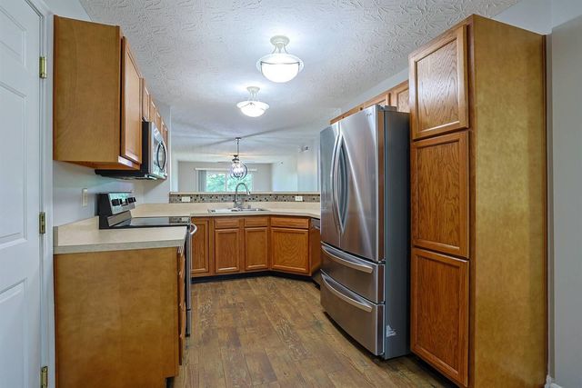 1878 Mimosa Trail, Florence, KY 41042