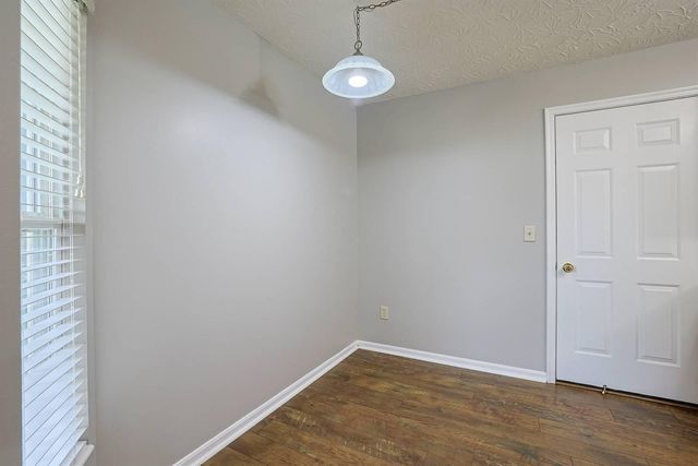 1878 Mimosa Trail, Florence, KY 41042