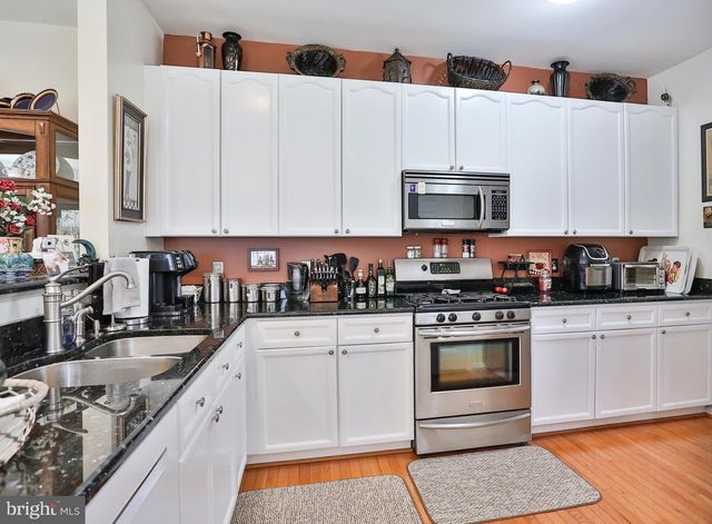 5111 LANDS END CT, Dumfries, VA 22025