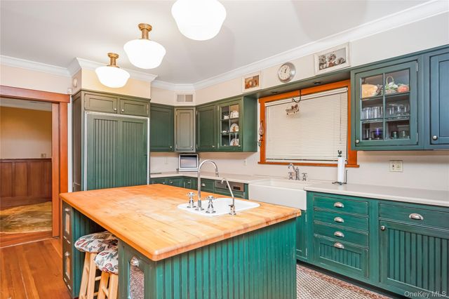 2348 Pershing Boulevard, Baldwin, NY 11510