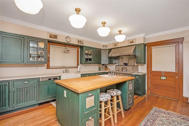 2348 Pershing Boulevard, Baldwin, NY 11510