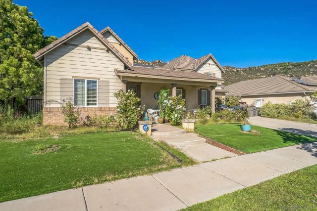 3152 Beven Dr, Escondido, CA 92027