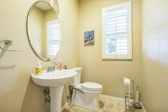 3152 Beven Dr, Escondido, CA 92027