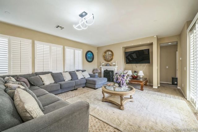 3152 Beven Dr, Escondido, CA 92027