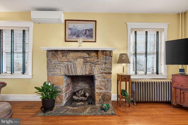 416 W BARNARD ST, West Chester, PA 19382