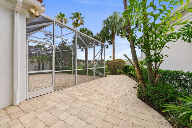 4789 Valencia Drive, Delray Beach, FL 33445