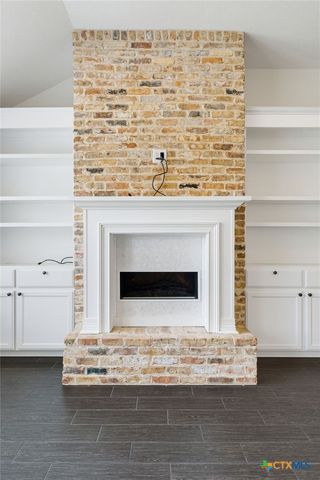 827 Old World Drive, Harker Heights, TX 76548