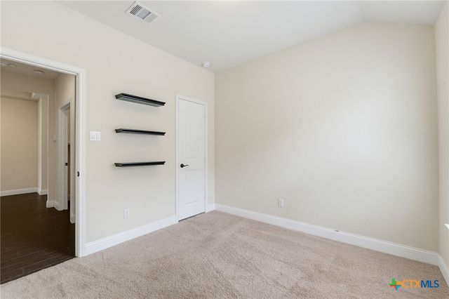 827 Old World Drive, Harker Heights, TX 76548