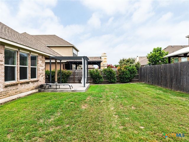 827 Old World Drive, Harker Heights, TX 76548