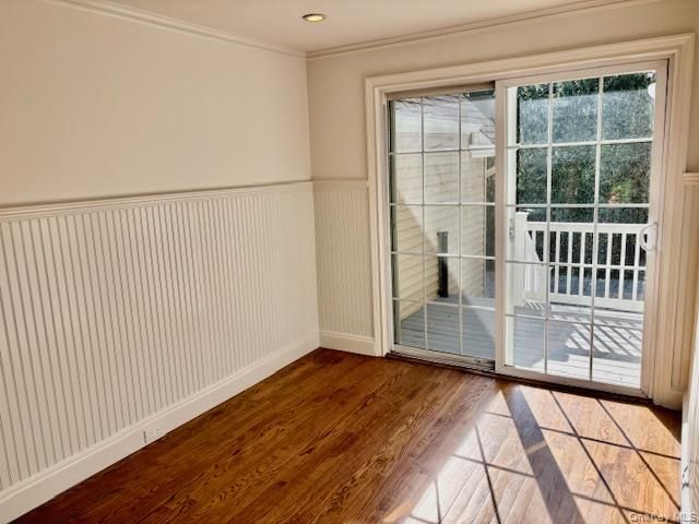 285 Broadway Greenlawn, Huntington, NY 11743