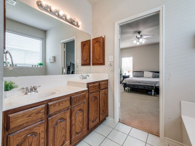8001 Glenside Drive, Rowlett, TX 75089