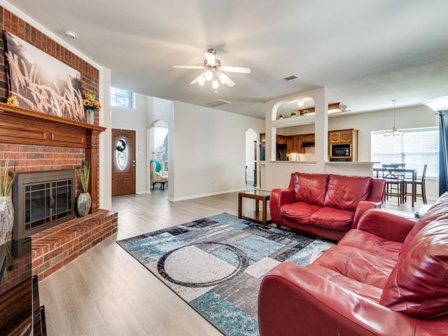 8001 Glenside Drive, Rowlett, TX 75089