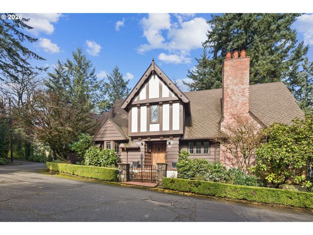 2897 Sw Rutland Ter, Portland, OR 97205