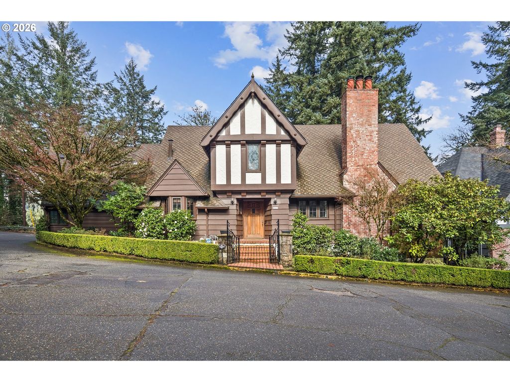 2897 Sw Rutland Ter, Portland, OR 97205
