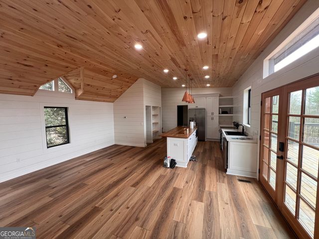 162 Dryman Ridge Road, Scaly Mountain, NC 28775