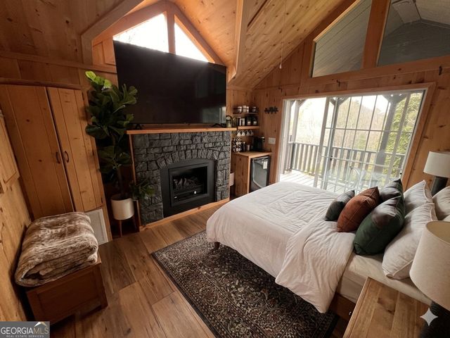 162 Dryman Ridge Road, Scaly Mountain, NC 28775