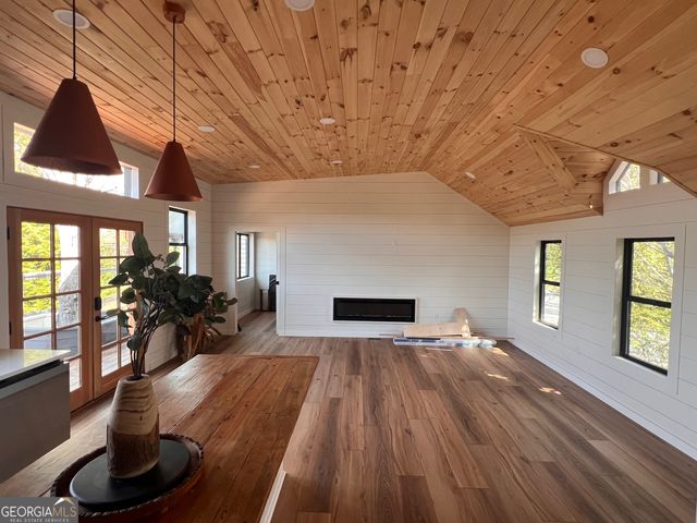 162 Dryman Ridge Road, Scaly Mountain, NC 28775