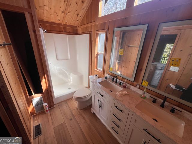 162 Dryman Ridge Road, Scaly Mountain, NC 28775