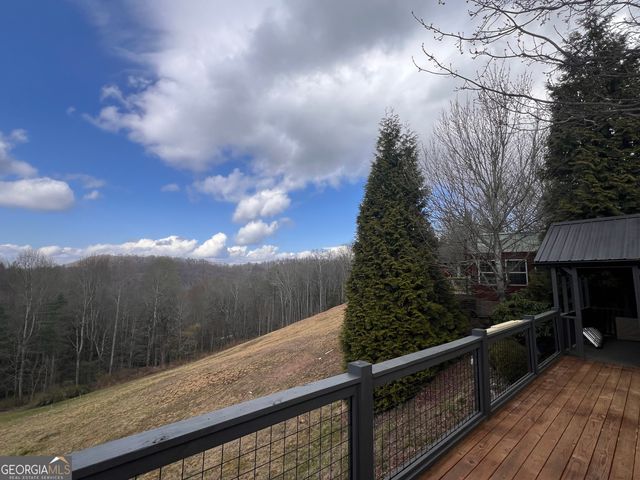 162 Dryman Ridge Road, Scaly Mountain, NC 28775