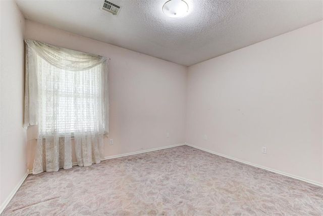 3941 S Dees Drive, Oklahoma City, OK 73150