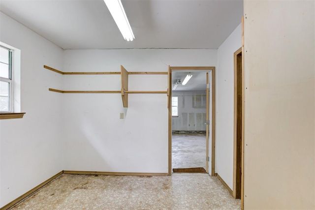 3941 S Dees Drive, Oklahoma City, OK 73150