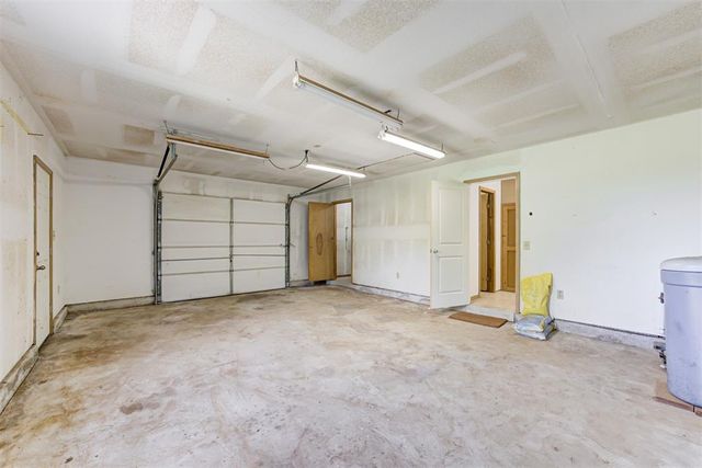 3941 S Dees Drive, Oklahoma City, OK 73150