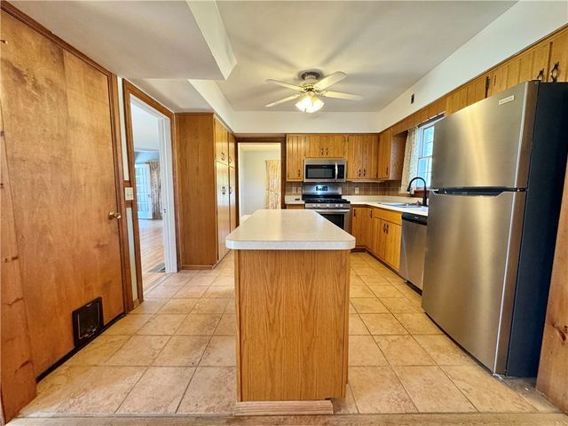 502 Edgewood Drive, Elmira City, NY 14905