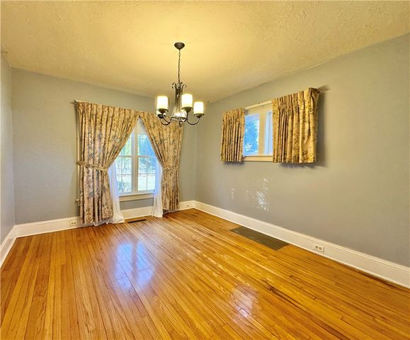 502 Edgewood Drive, Elmira City, NY 14905