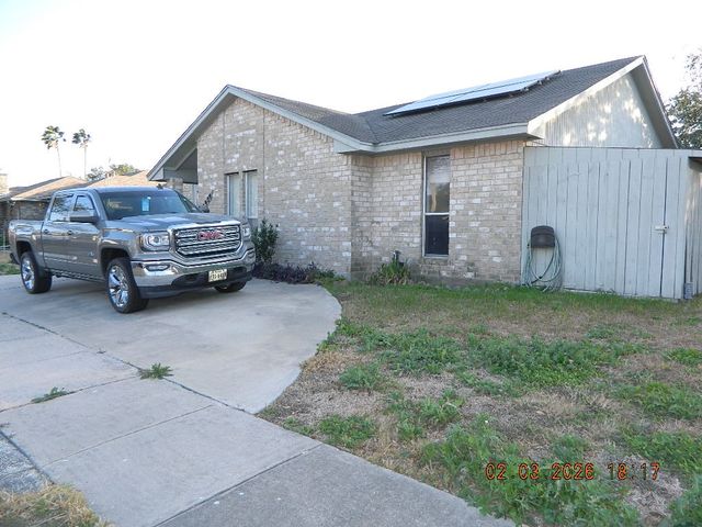 2929 Water Lily Dr, Corpus Christi, TX 78415
