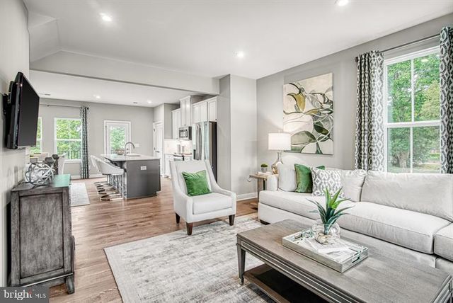 19756 CANOPY LOOP #328D, Montgomery Village, MD 20886