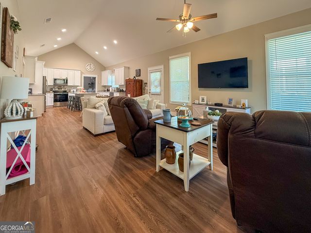 200 Campbell Street, Cleveland, GA 30528