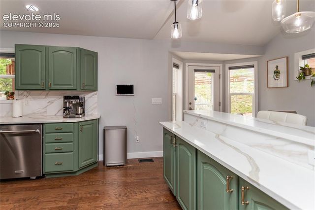 2560 Mirror Lake Court, Colorado Springs, CO 80919