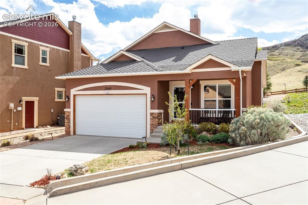 2560 Mirror Lake Court, Colorado Springs, CO 80919