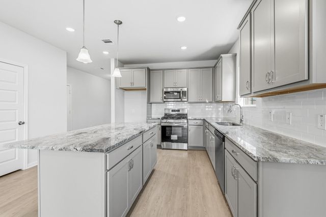 10931 Amador Peak Drive, Rosharon, TX 77583