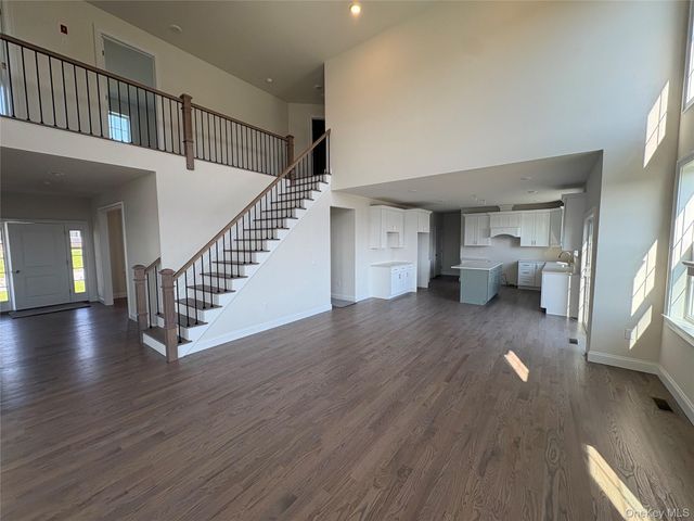 26 Dartmouth, Poughkeepsie, NY 12603