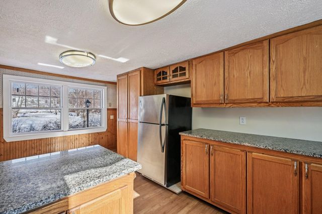 23 Sandown Road, Fremont, NH 03044