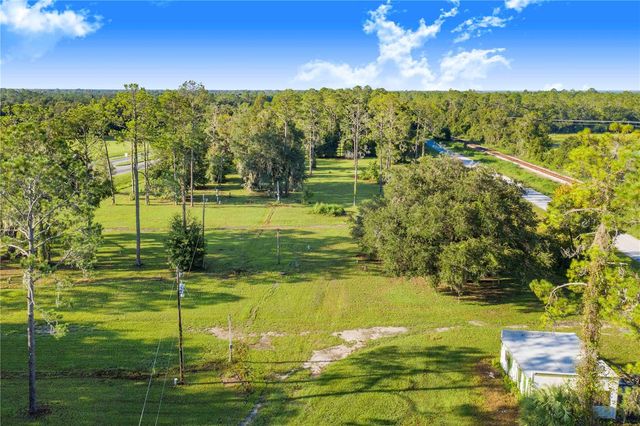 7904 SE US HIGHWAY 301, Hawthorne, FL 32640