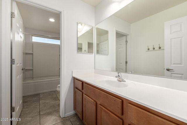 5215 W LEODRA Lane, Laveen, AZ 85339