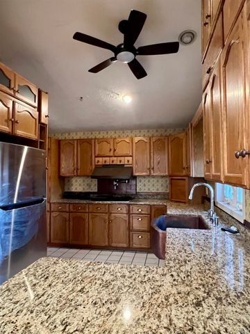 9531 S Harbour Pointe Drive, Bloomington, IN 47401